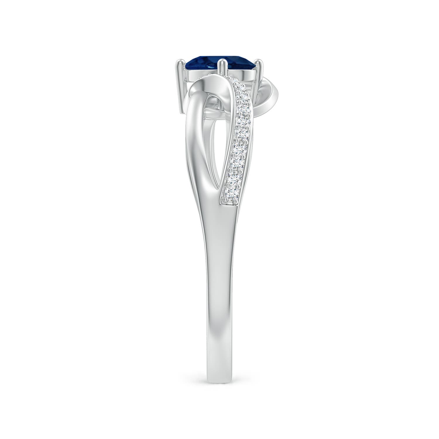 AA - Blue Sapphire / 0.71 CT / 14 KT White Gold