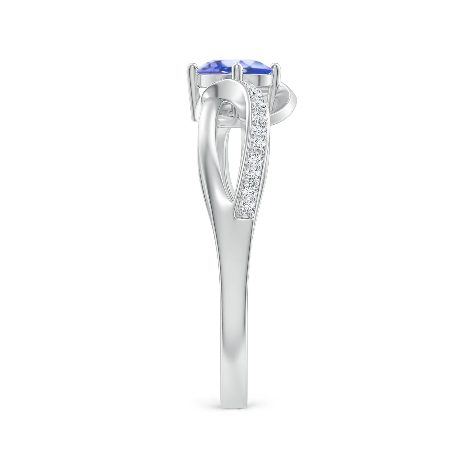 AA - Tanzanite / 0.57 CT / 14 KT White Gold