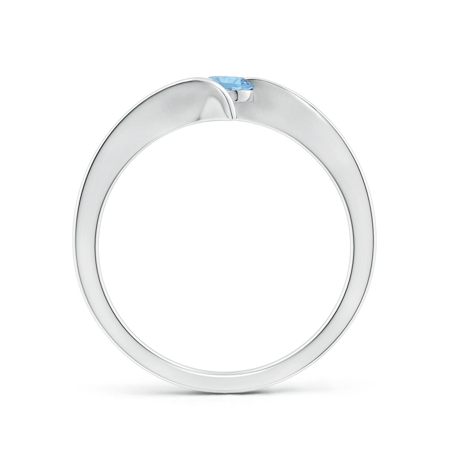 AAA - Aquamarine / 0.2 CT / 14 KT White Gold