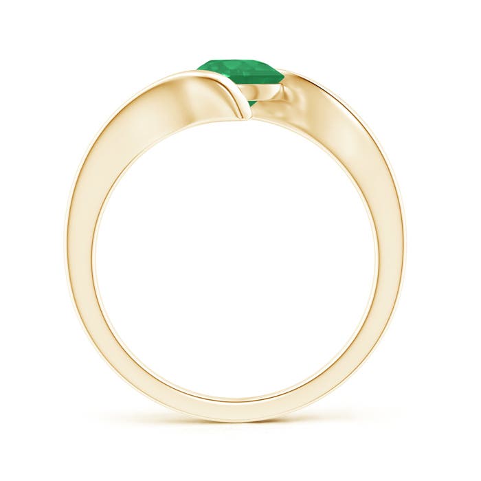 A - Emerald / 0.75 CT / 14 KT Yellow Gold