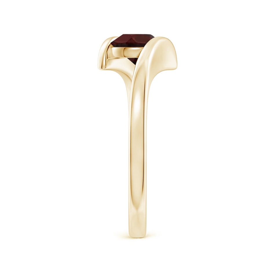 6mm A Bar-Set Solitaire Round Garnet Bypass Ring in Yellow Gold side 299
