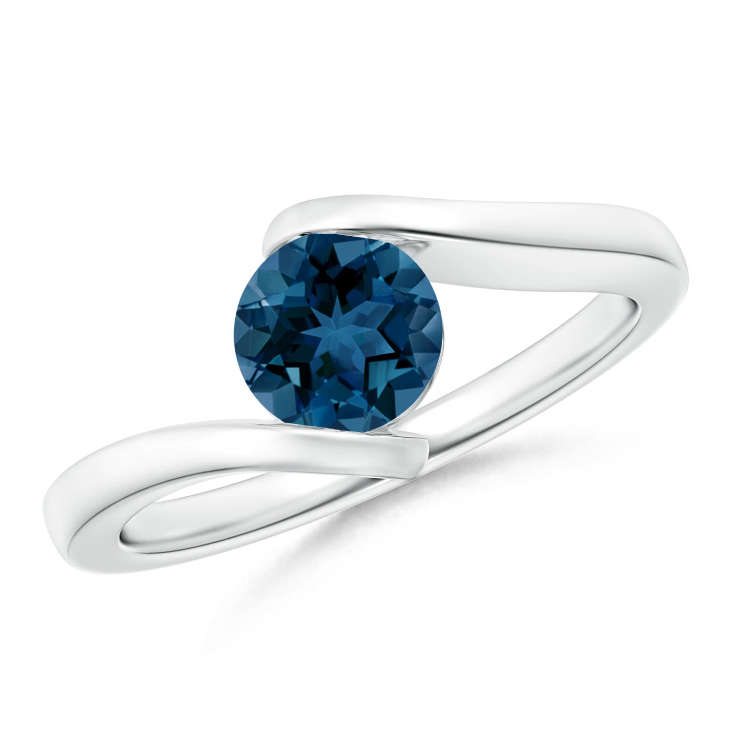 AAA - London Blue Topaz / 0.95 CT / 14 KT White Gold