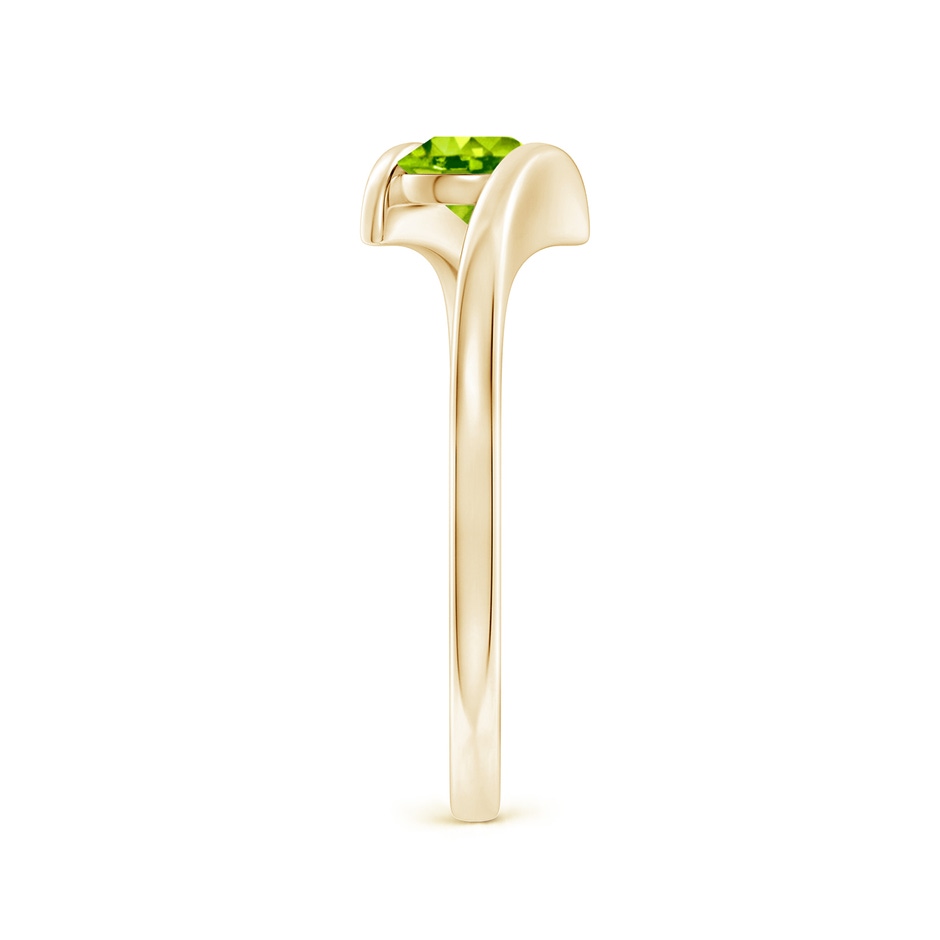 5mm AAA Bar-Set Solitaire Round Peridot Bypass Ring in Yellow Gold side 299