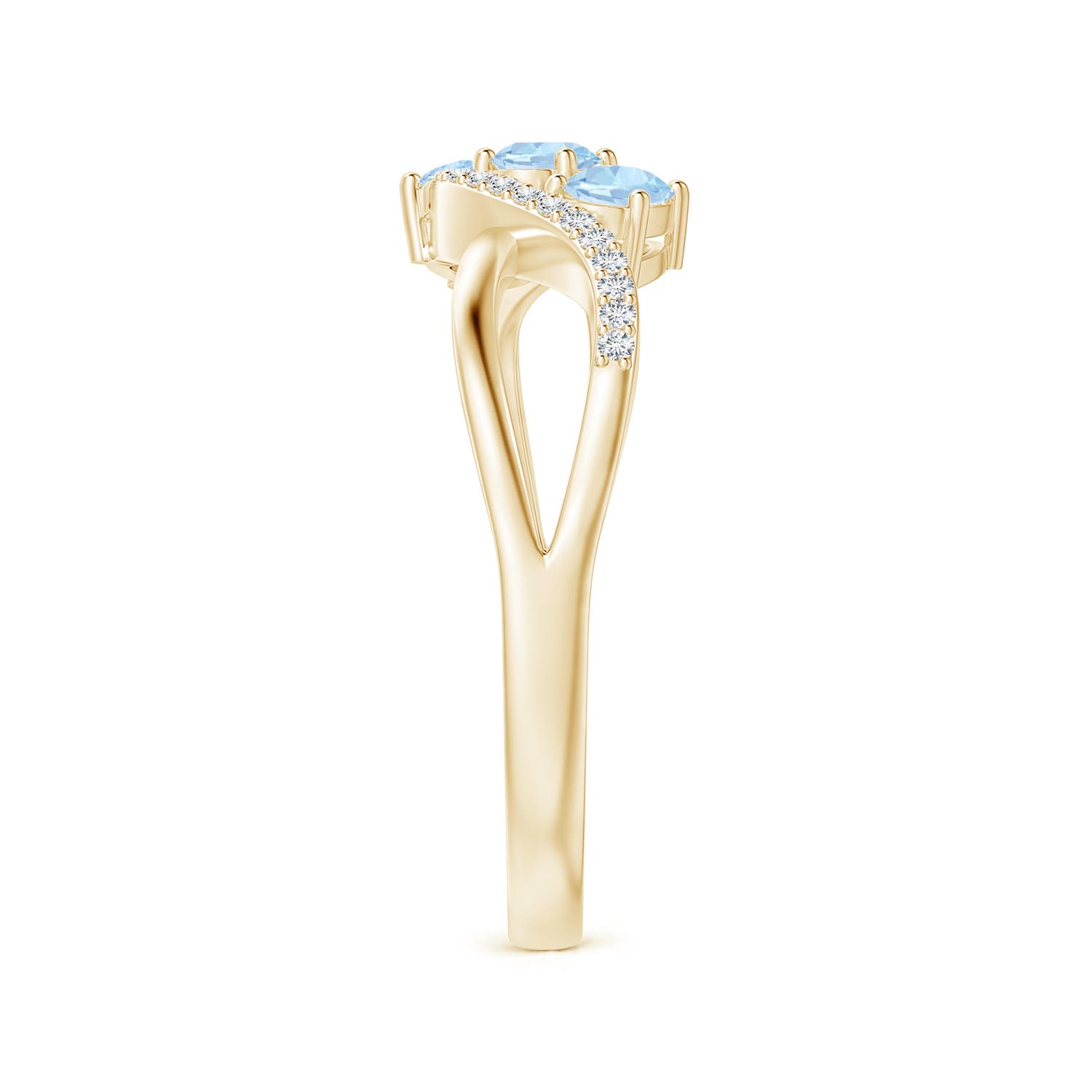 AA - Aquamarine / 0.56 CT / 14 KT Yellow Gold