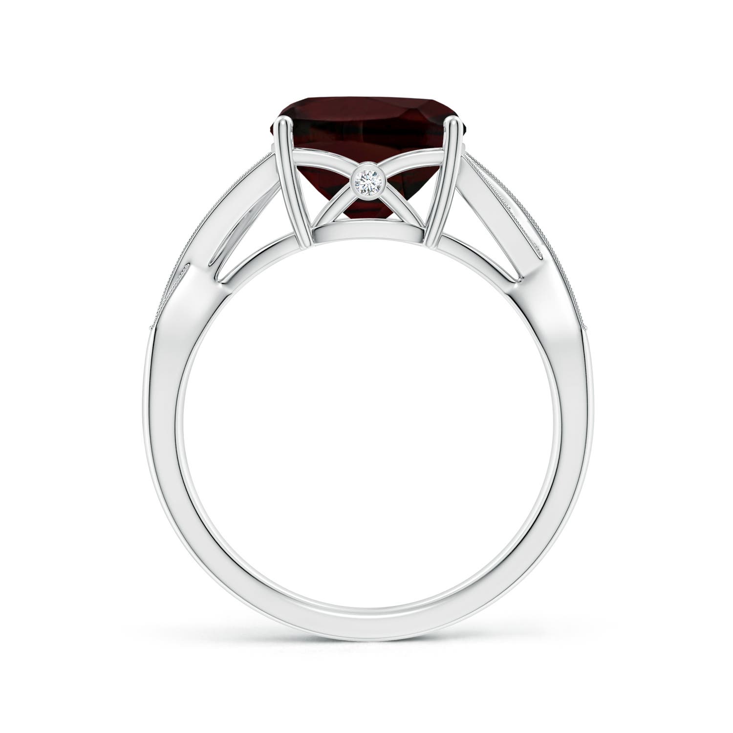 A - Garnet / 3.74 CT / 14 KT White Gold