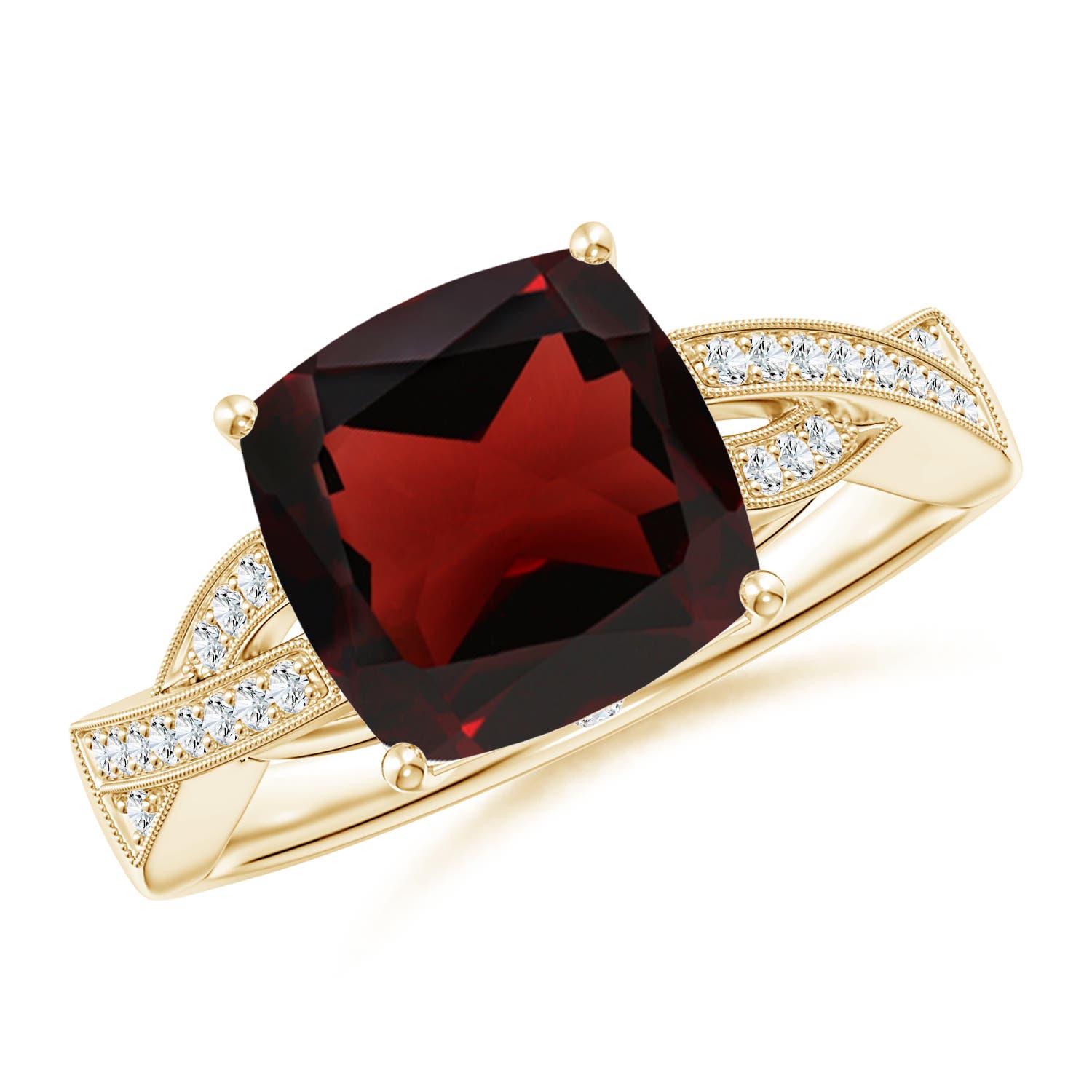 AA - Garnet / 3.74 CT / 14 KT Yellow Gold