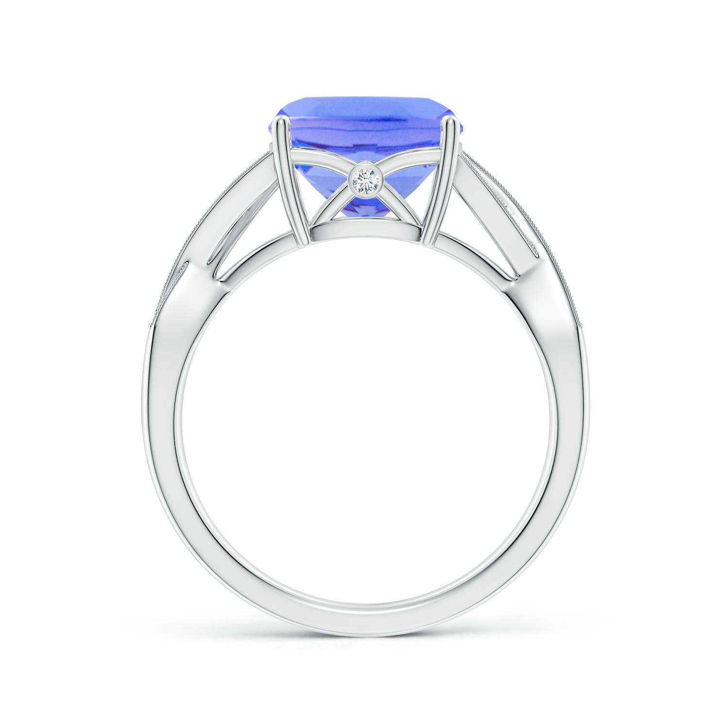 AA - Tanzanite / 3.94 CT / 14 KT White Gold