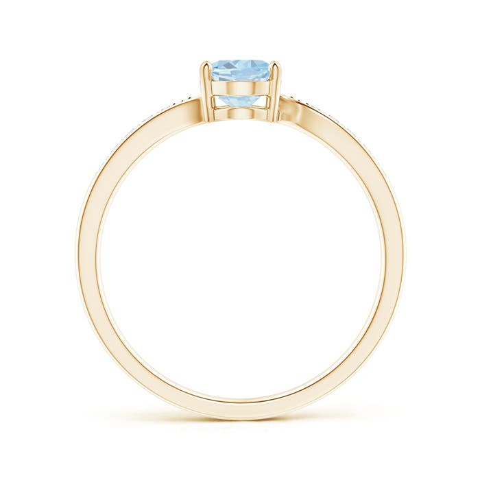 A - Aquamarine / 0.67 CT / 14 KT Yellow Gold