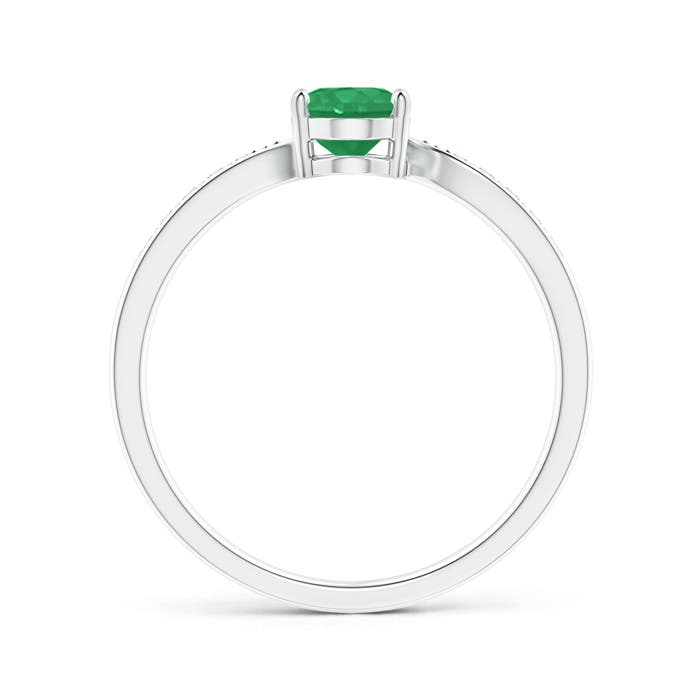 A - Emerald / 0.73 CT / 14 KT White Gold