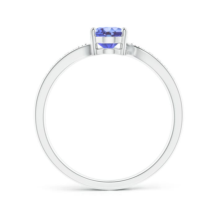 A - Tanzanite / 0.87 CT / 14 KT White Gold