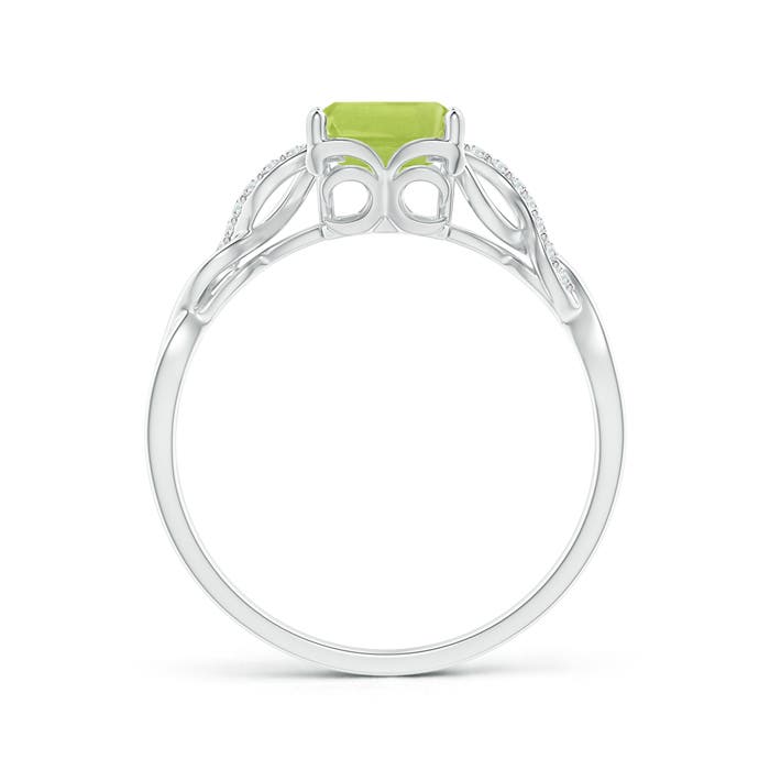 AA - Peridot / 1.73 CT / 14 KT White Gold