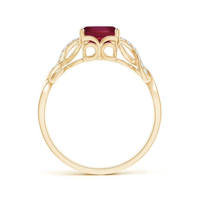 A - Ruby / 1.73 CT / 14 KT Yellow Gold