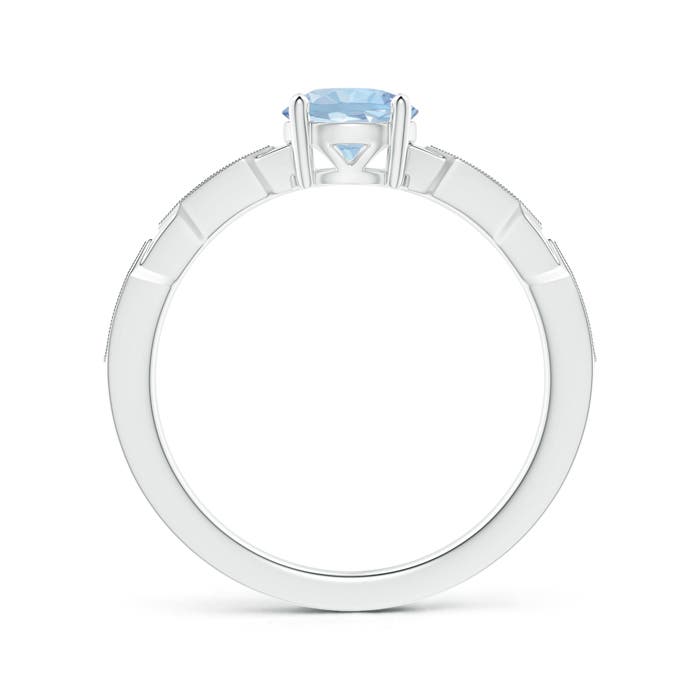 AA - Aquamarine / 0.79 CT / 14 KT White Gold