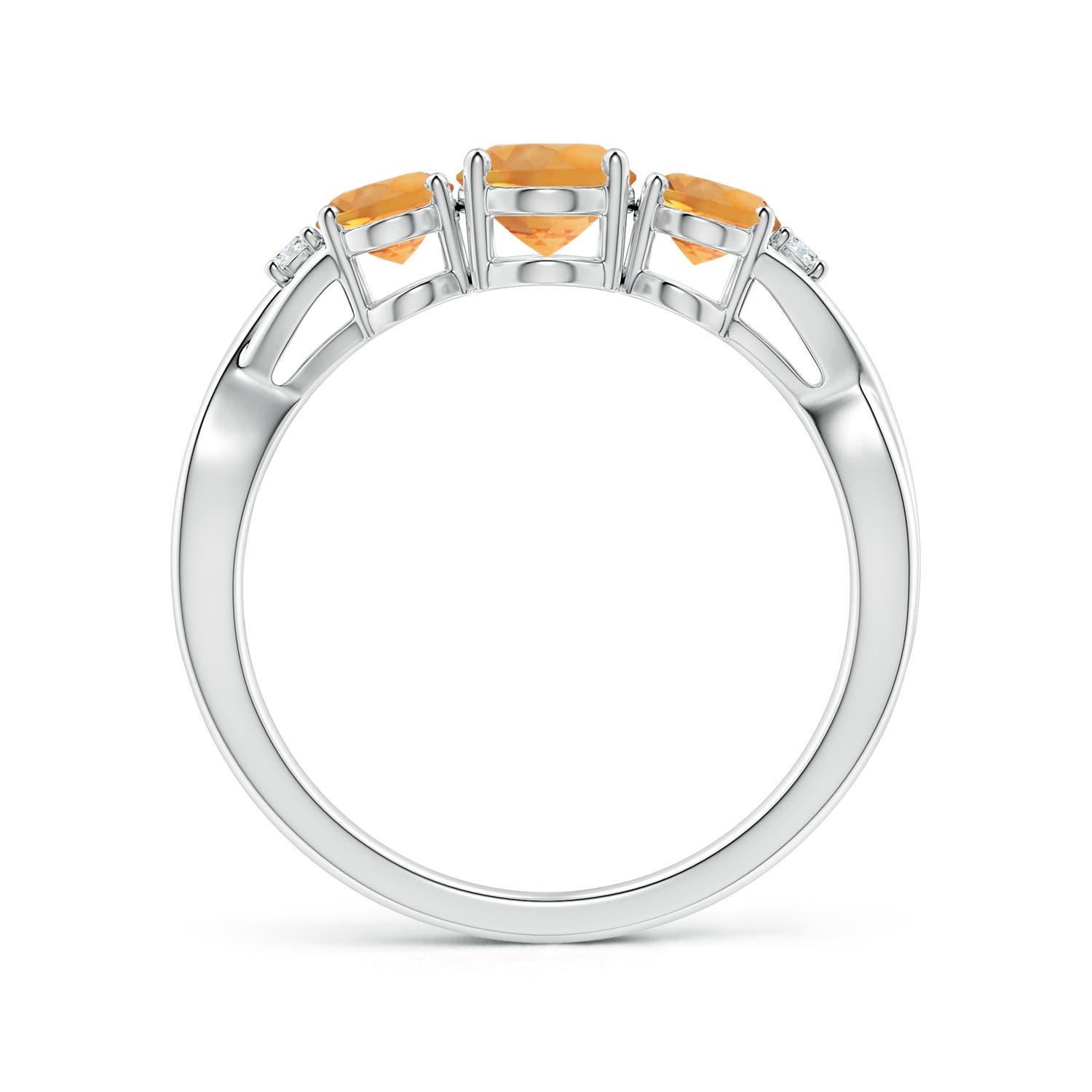 AA - Citrine / 1.59 CT / 14 KT White Gold