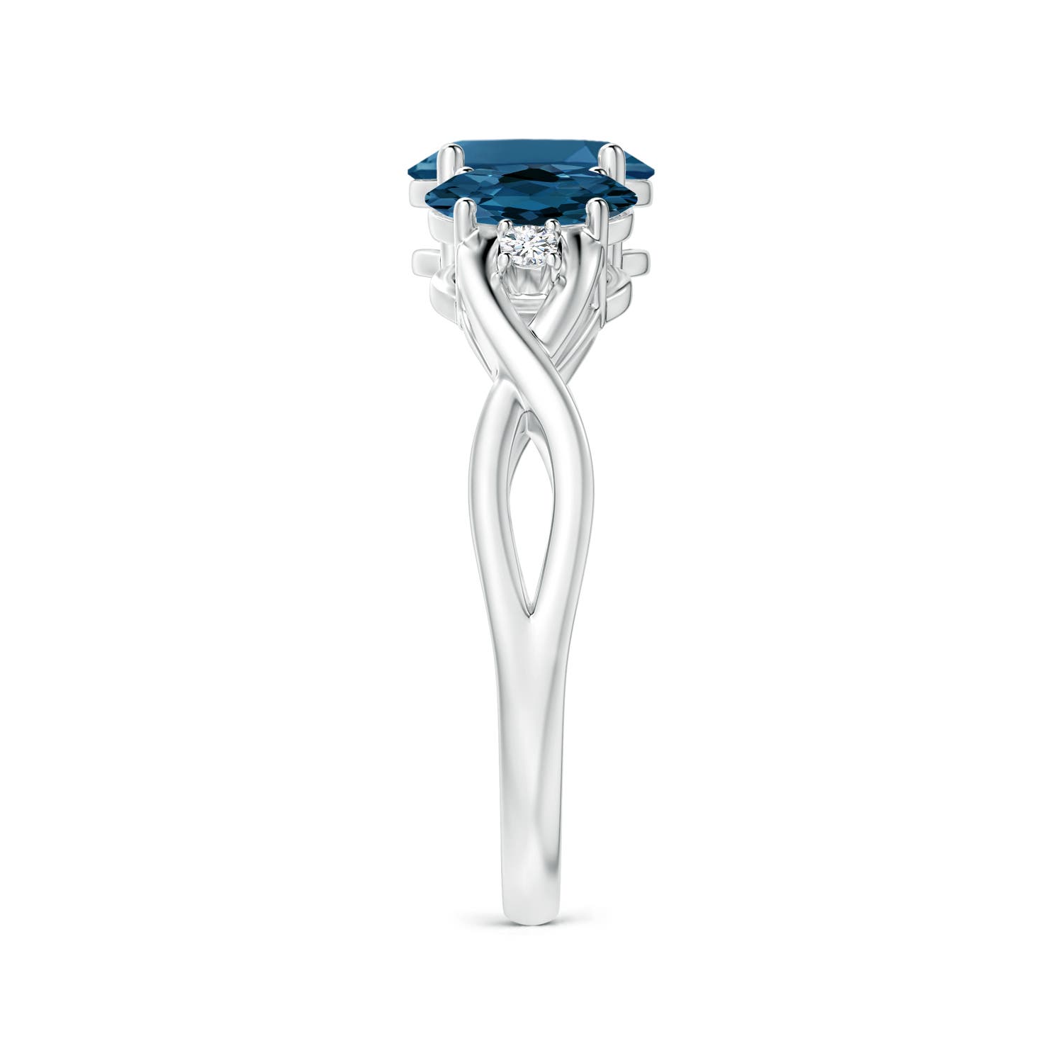 AAA - London Blue Topaz / 2.07 CT / 14 KT White Gold