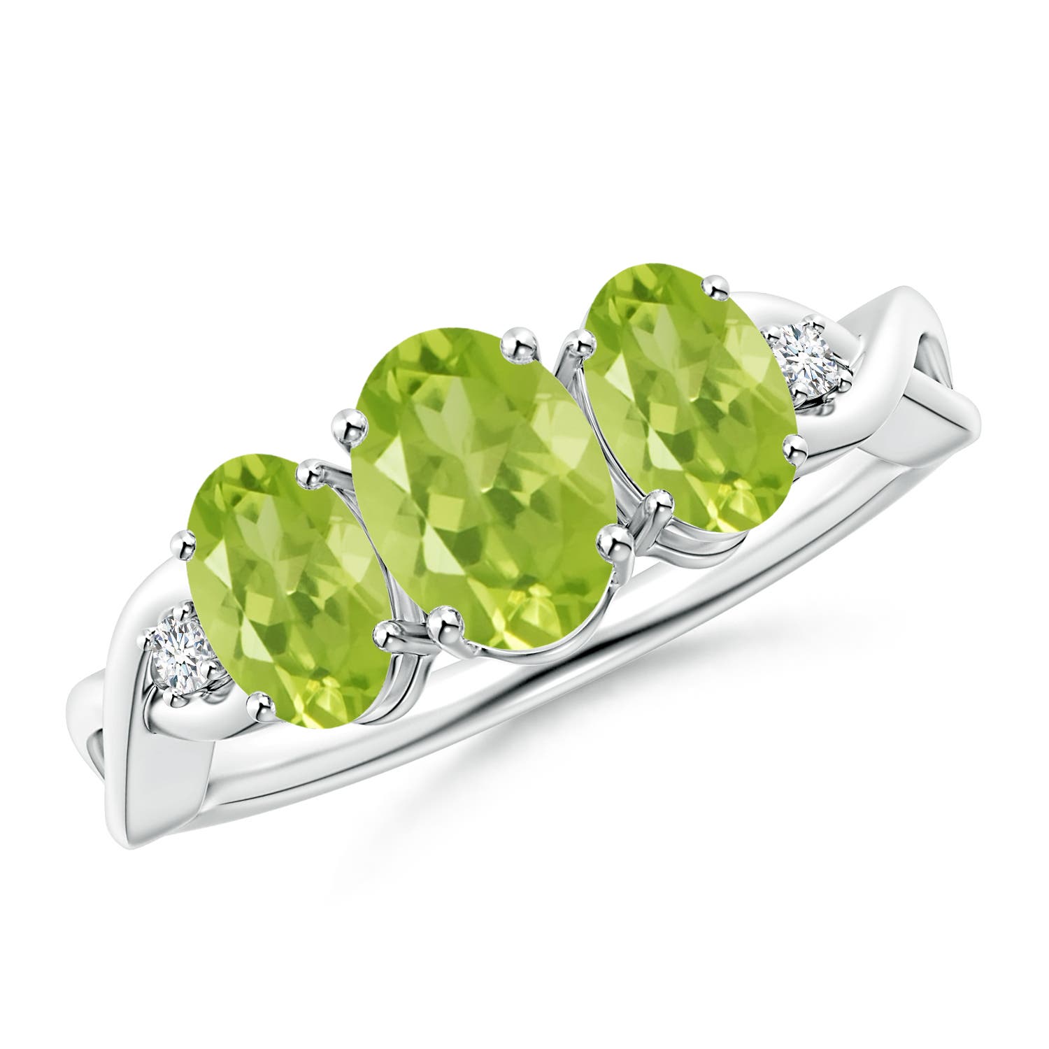 AA - Peridot / 1.85 CT / 14 KT White Gold