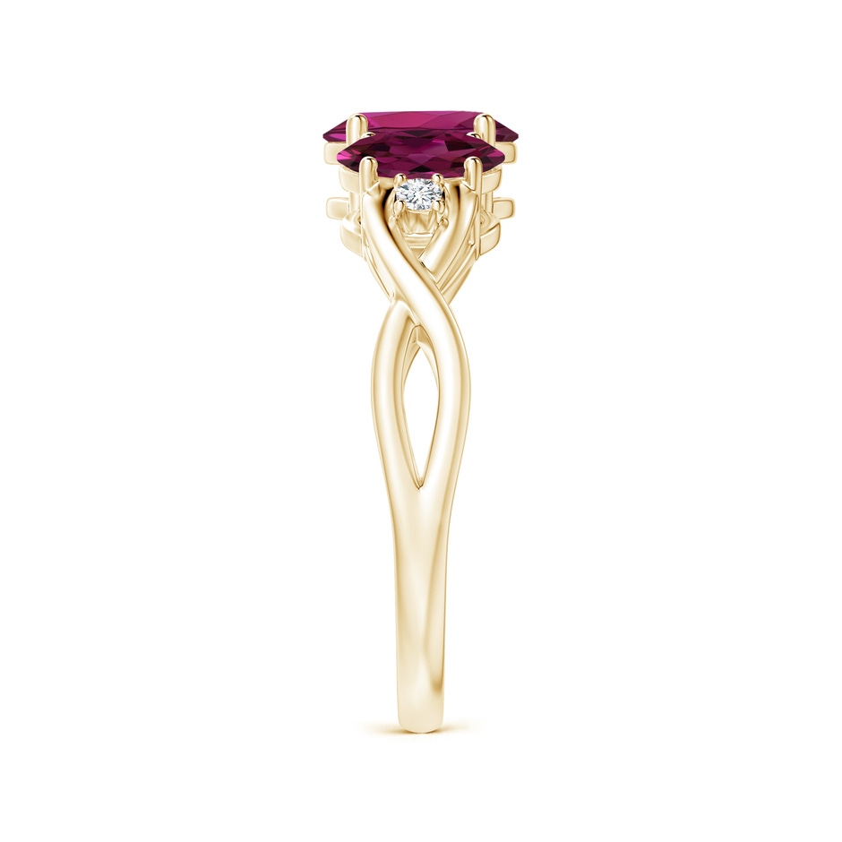 7x5mm AAAA Oval Rhodolite Three Stone Criss-Cross Ring in Yellow Gold side-2