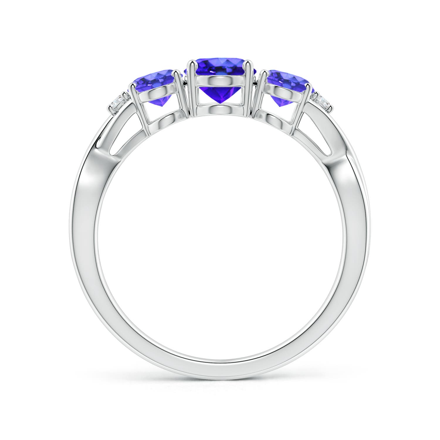 AAA - Tanzanite / 1.74 CT / 14 KT White Gold