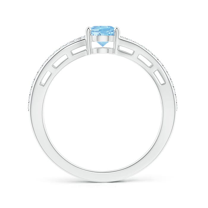 AAAA - Aquamarine / 0.73 CT / 14 KT White Gold