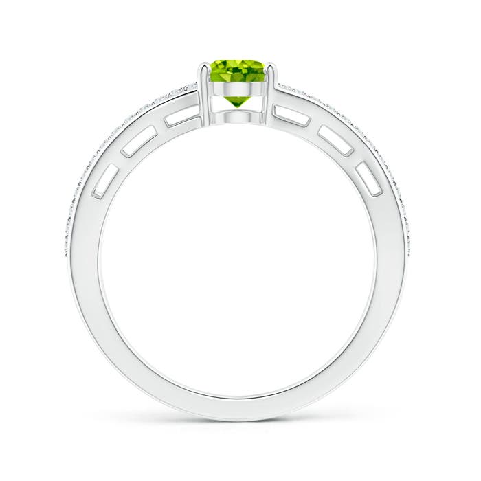 AAA - Peridot / 0.98 CT / 14 KT White Gold