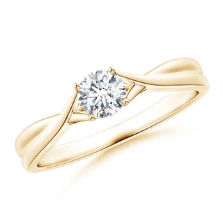 4.4mm GHVS Diamond Solitaire Crossover Engagement Ring in Yellow Gold