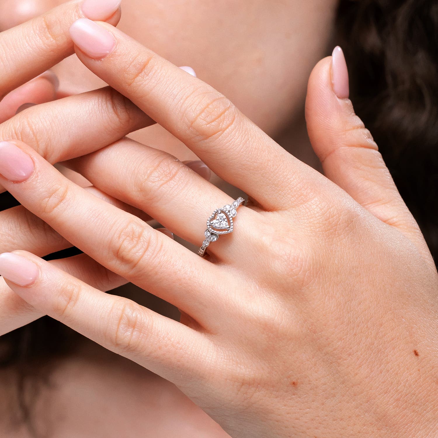 SR1578D lifestyle image - lifestyle 4