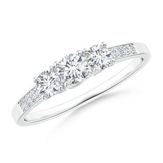 DiamondAura 3-Stone Classique Ring