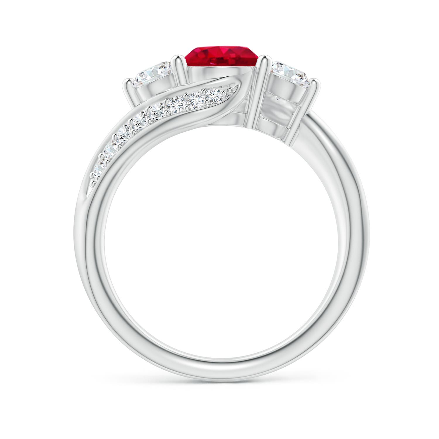 AAA - Ruby / 1.56 CT / 14 KT White Gold