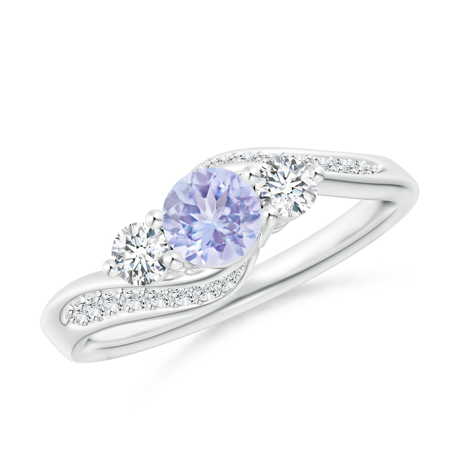 A - Tanzanite / 0.88 CT / 14 KT White Gold