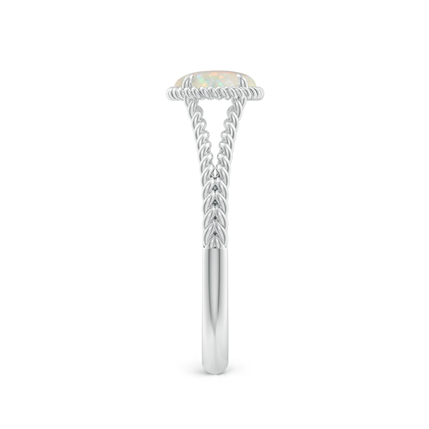 AAA - Opal / 0.5 CT / 14 KT White Gold