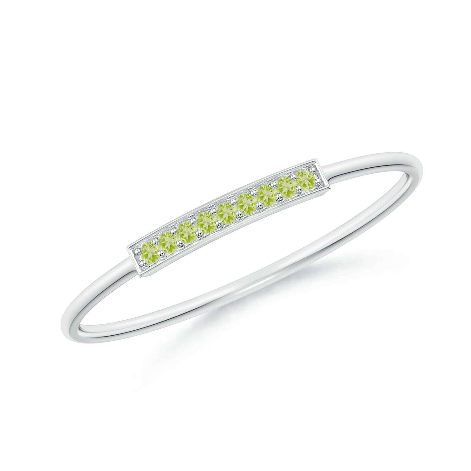 AAA - Peridot / 0.04 CT / 14 KT White Gold