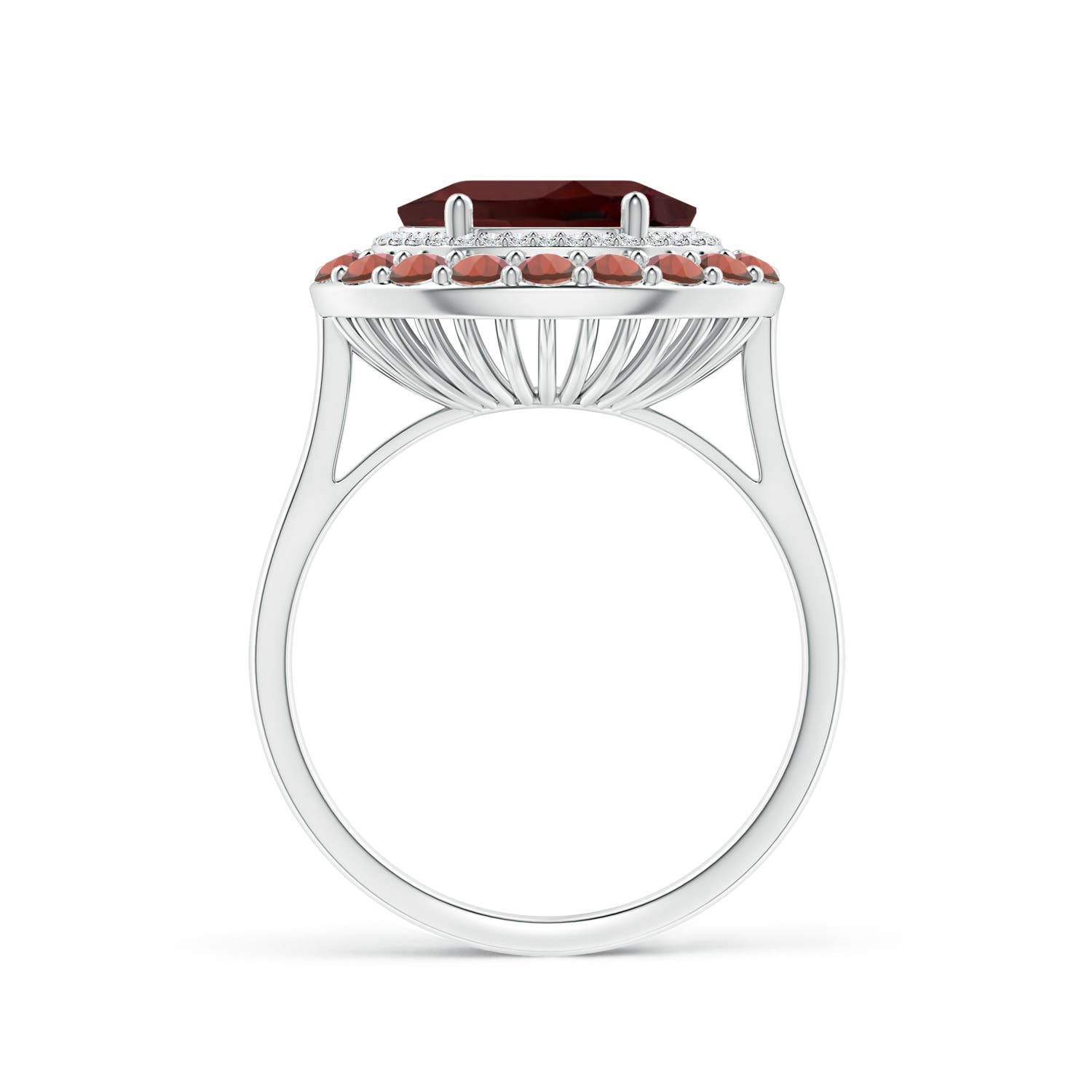 AA - Garnet / 3.77 CT / 14 KT White Gold