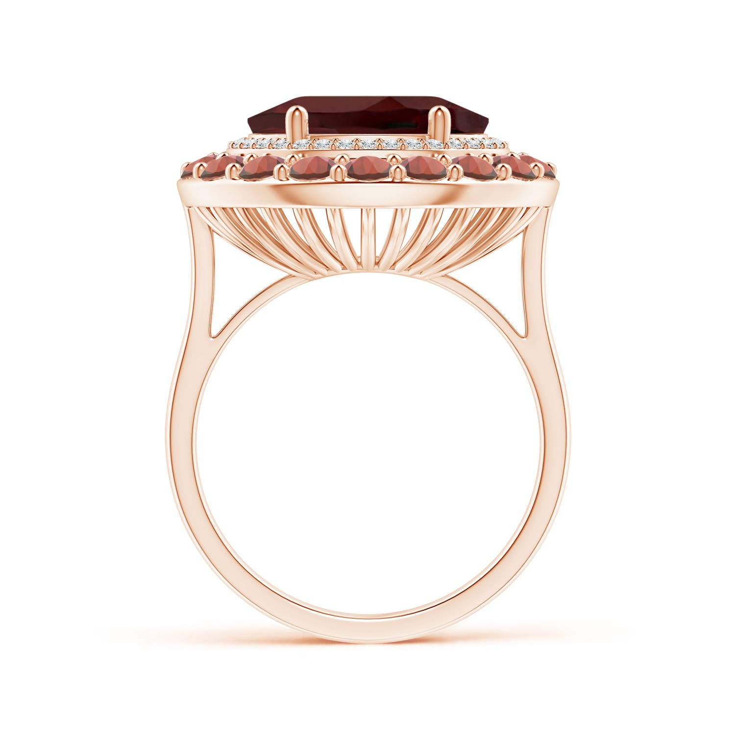 AA - Garnet / 6.76 CT / 14 KT Rose Gold