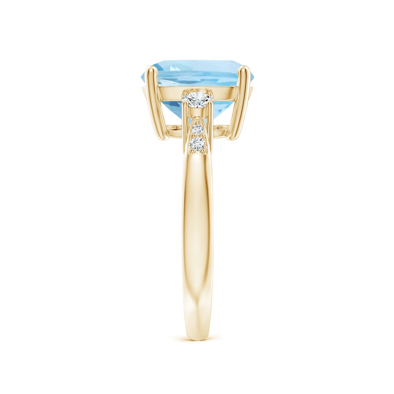 AAA - Aquamarine / 3.7 CT / 14 KT Yellow Gold