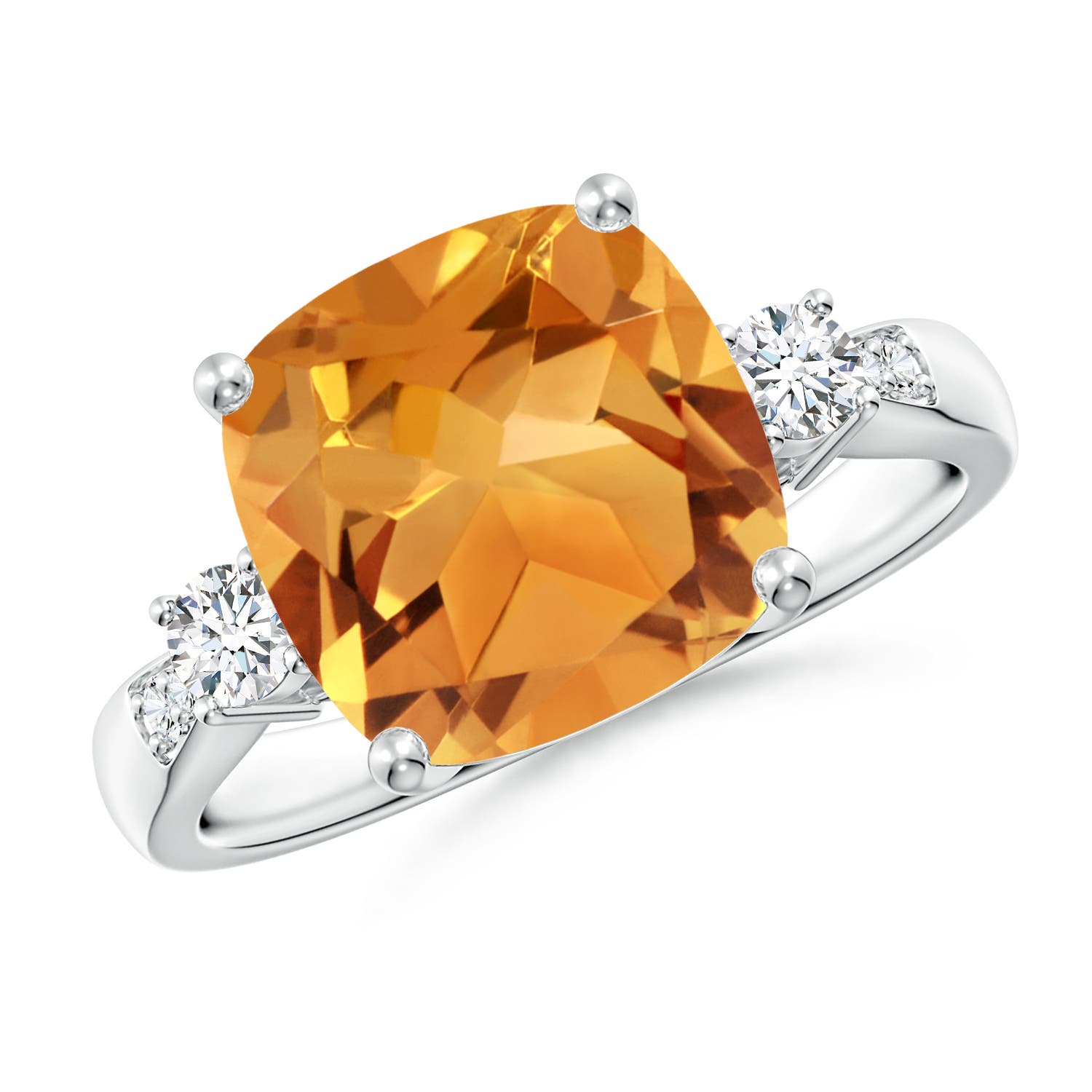 AA - Citrine / 3.65 CT / 14 KT White Gold