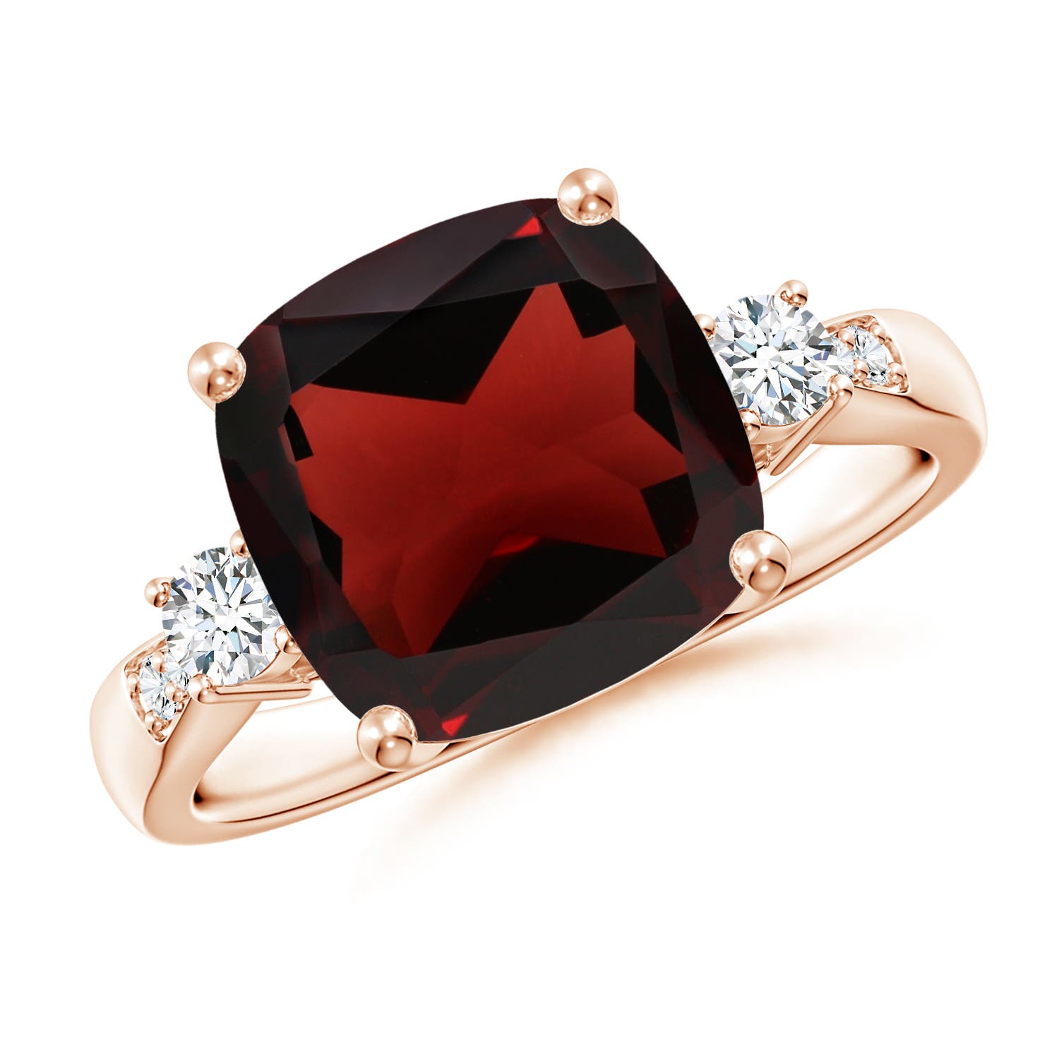 AA - Garnet / 4.4 CT / 14 KT Rose Gold