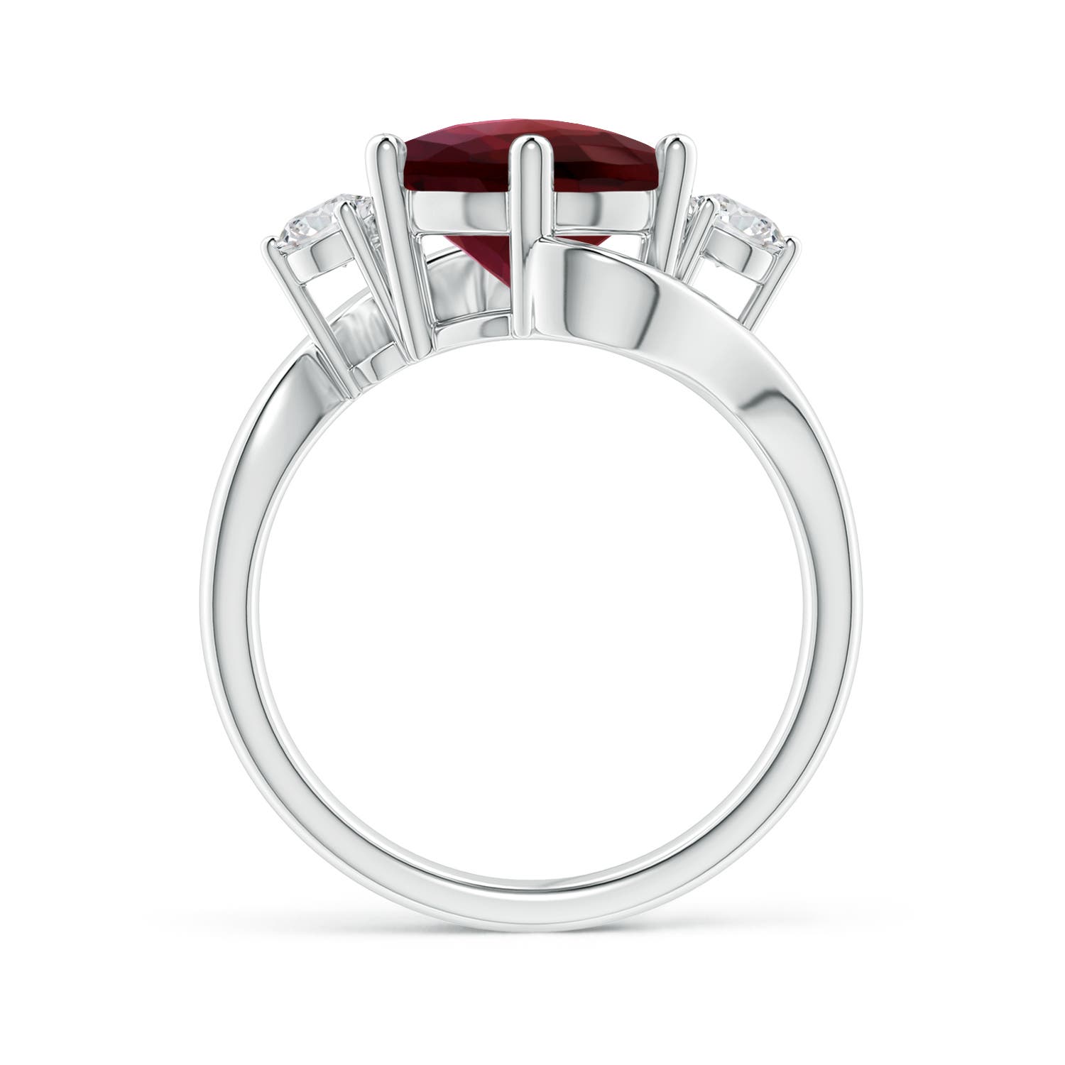 AAA - Garnet / 4.57 CT / 14 KT White Gold