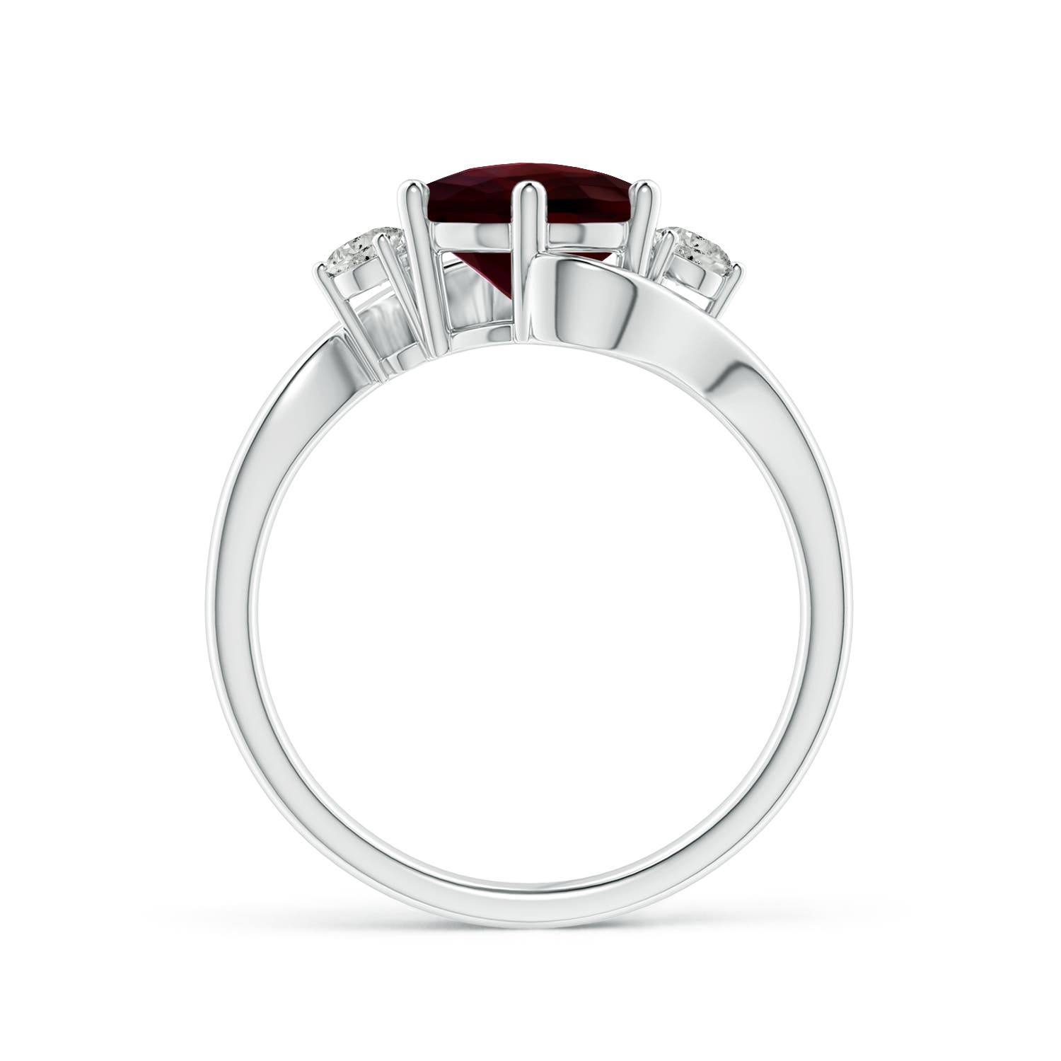 A - Garnet / 2.26 CT / 14 KT White Gold