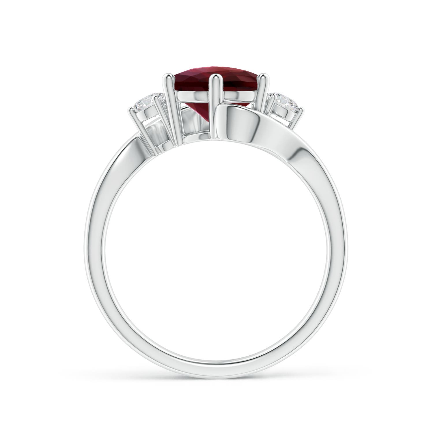 AAA - Garnet / 2.26 CT / 14 KT White Gold