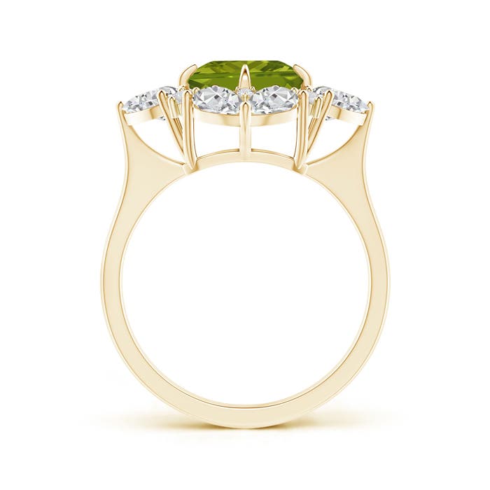 AAA - Peridot / 3.73 CT / 14 KT Yellow Gold