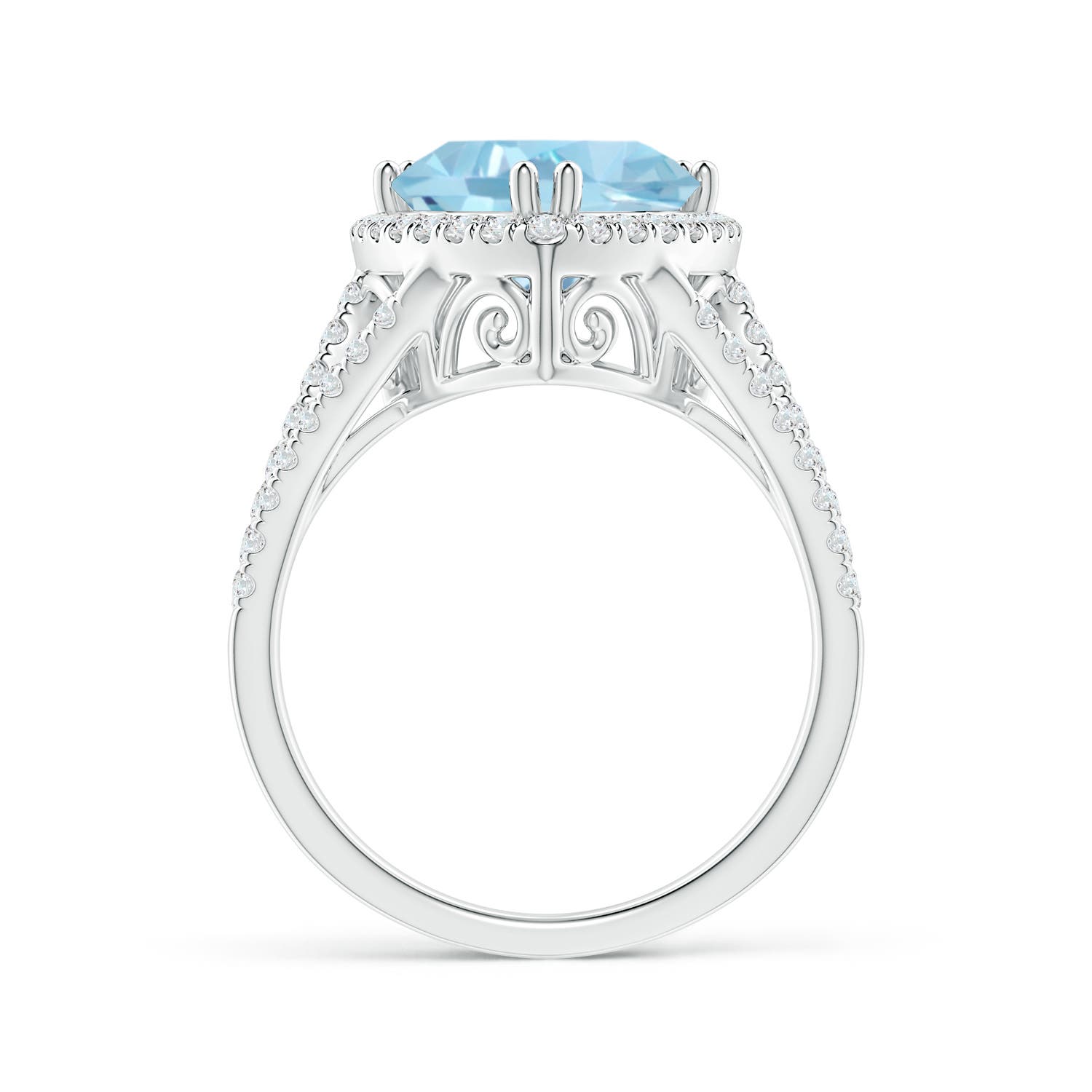 A - Swiss Blue Topaz / 4.36 CT / 14 KT White Gold