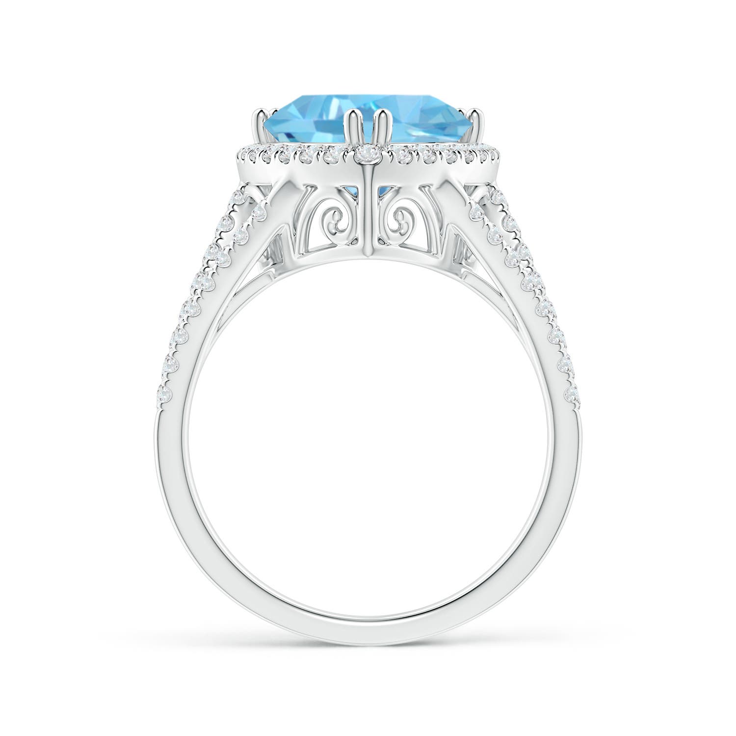 AA - Swiss Blue Topaz / 4.36 CT / 14 KT White Gold