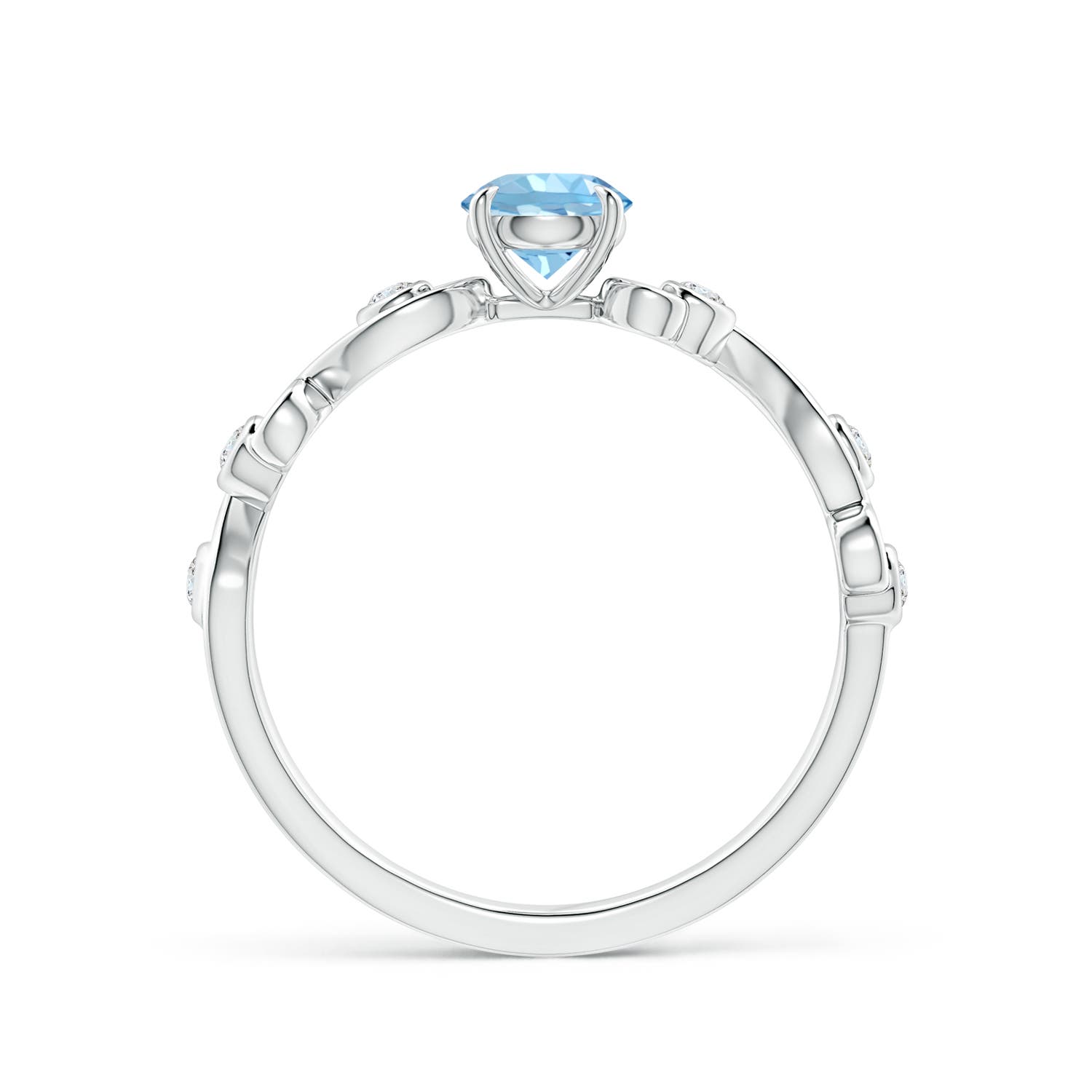 AAAA - Aquamarine / 0.53 CT / 14 KT White Gold