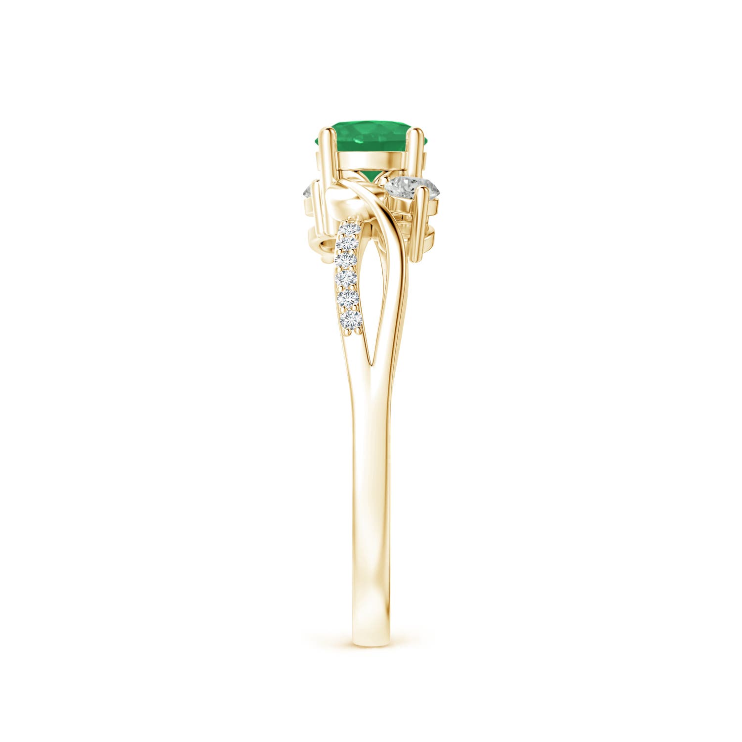 A - Emerald / 0.65 CT / 14 KT Yellow Gold