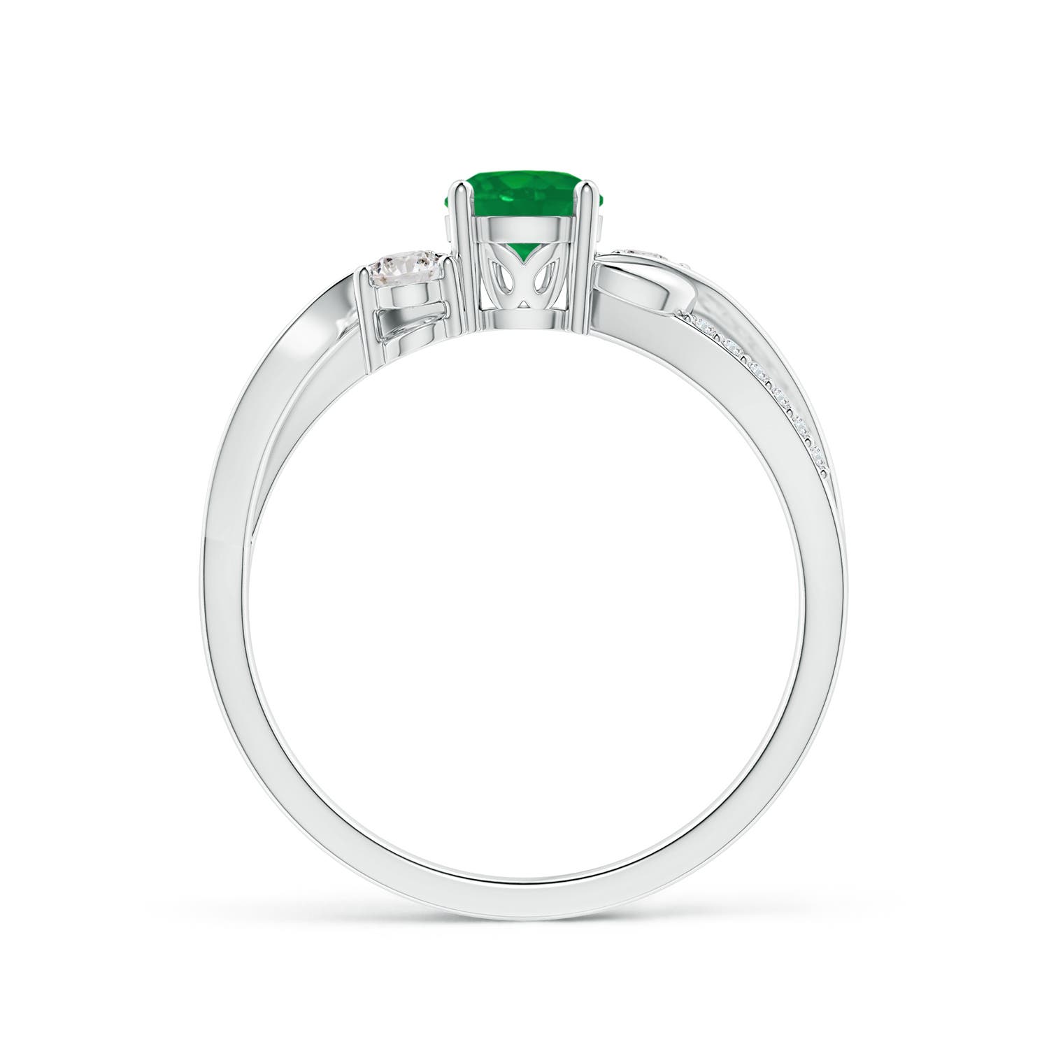 AA - Emerald / 0.65 CT / 14 KT White Gold