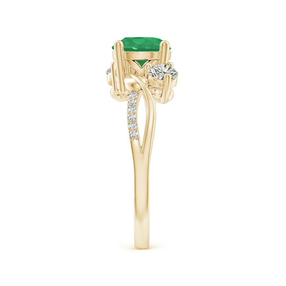 7mm A Emerald and Diamond Twisted Vine Ring in Yellow Gold side 299