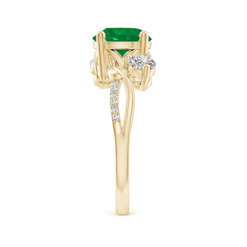 8mm AA Emerald and Diamond Twisted Vine Ring in Yellow Gold side 299