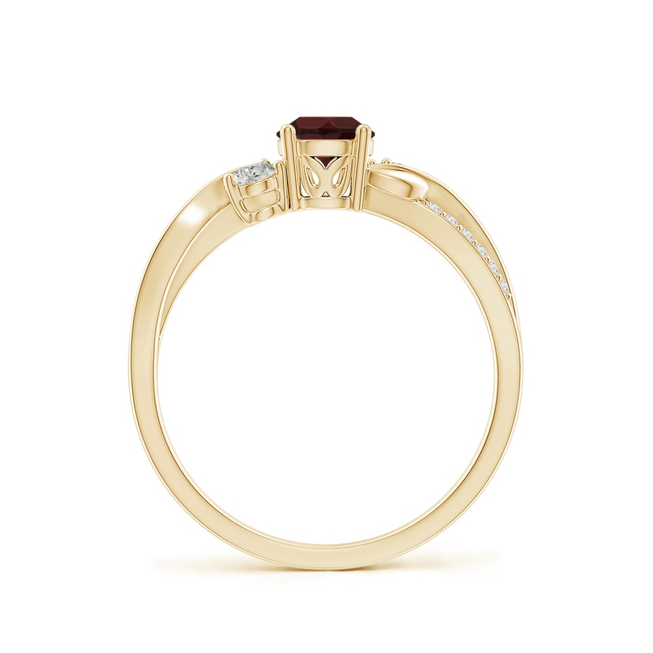 5mm A Garnet and Diamond Twisted Vine Ring in Yellow Gold side 199