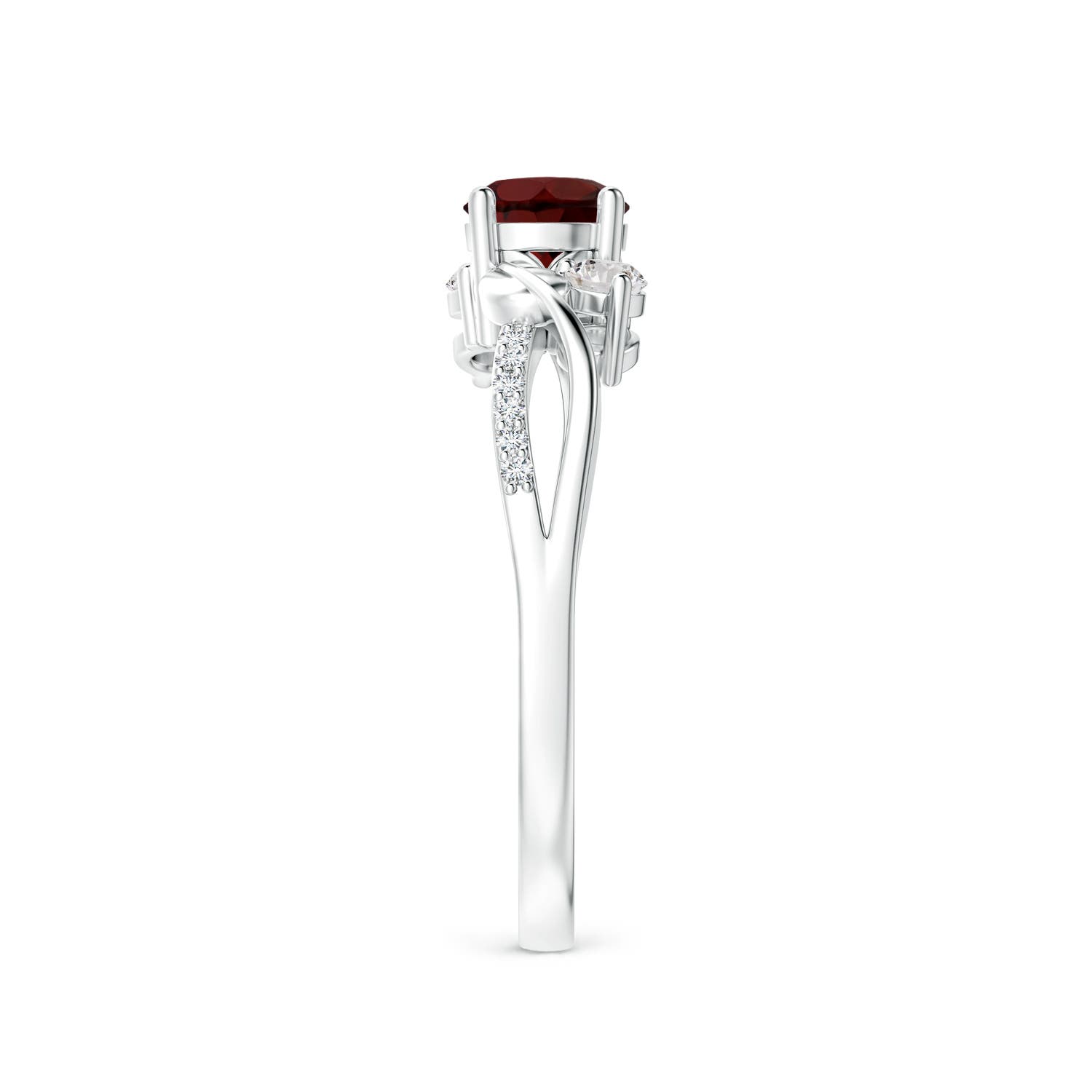 AA - Garnet / 0.8 CT / 14 KT White Gold