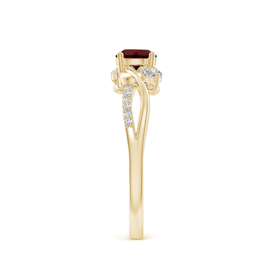 5mm AA Garnet and Diamond Twisted Vine Ring in Yellow Gold side 299